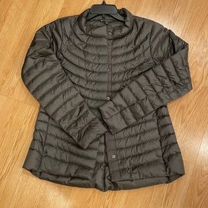 NWOT Athleta puffer